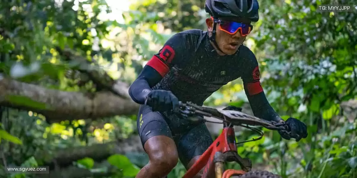 🎧戴上它,沉浸式感受赛场的每一次呼吸!